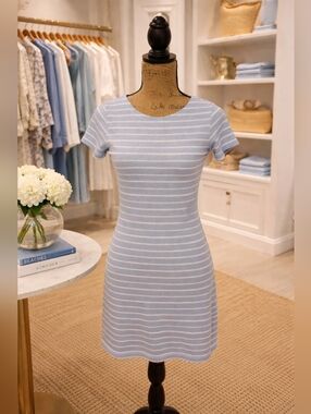 Sail to Sable STS Blue White Preppy  Nautical Stripe Tee Dress Size Small